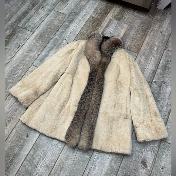 Vintage Genuine Rabbit Fur/Fox Trim Reversible Coat XXXL - Picture 1 of 7